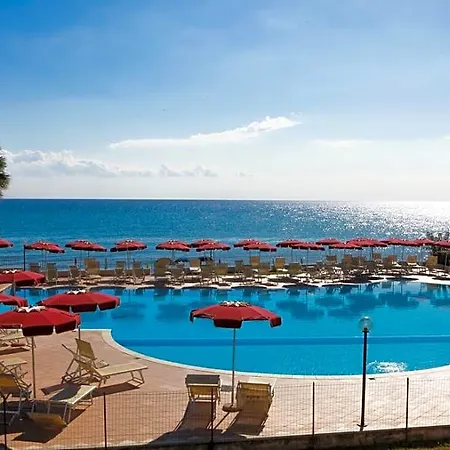 Club Esse Costa Dello Jonio Hotel 4*