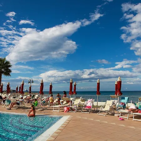 Club Esse Costa Dello Jonio 4* Mandatoriccio Marina