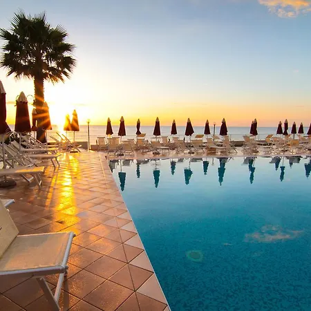 Club Esse Costa Dello Ionio Hotel