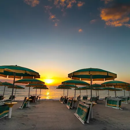 Club Esse Costa Dello Ionio 4* Mandatoriccio Marina