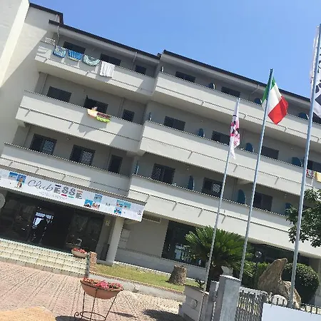 Club Esse Costa Dello Ionio Mandatoriccio Marina